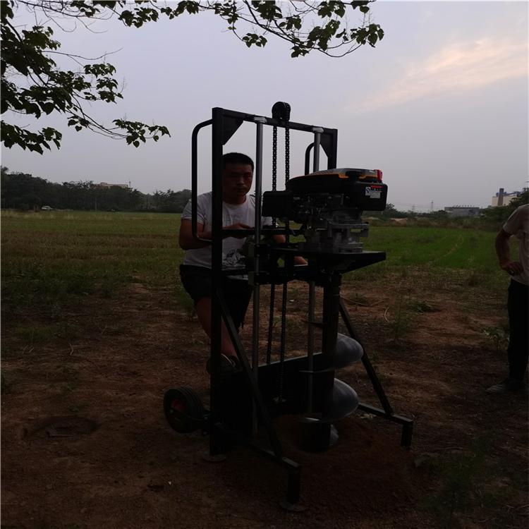 1678842083194984.jpg 225-4C挖坑機.jpg