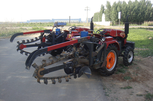 拖拉機(jī)鏈條式開溝機(jī)