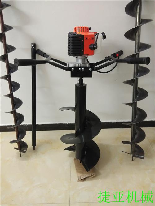 小型挖坑機(jī)的栽植優(yōu)勢