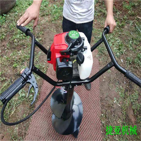 挖坑機給植樹帶來的改變