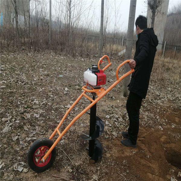 螺旋挖坑機怎么栽好小樹苗