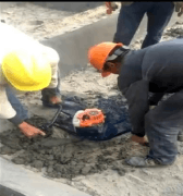 螺旋挖泥機(jī)樁孔清理無(wú)比順暢